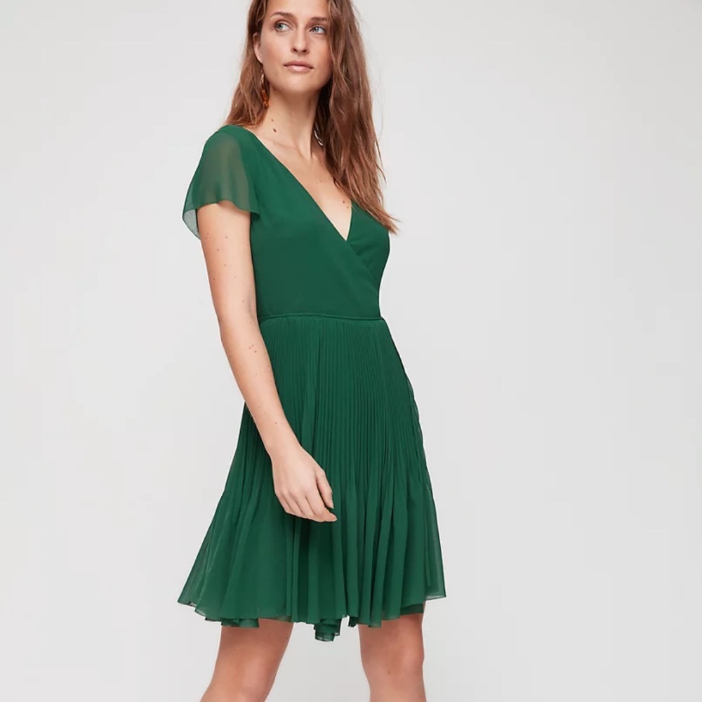 Wilfred Forest Green Pleated V-Neck Midi Dress